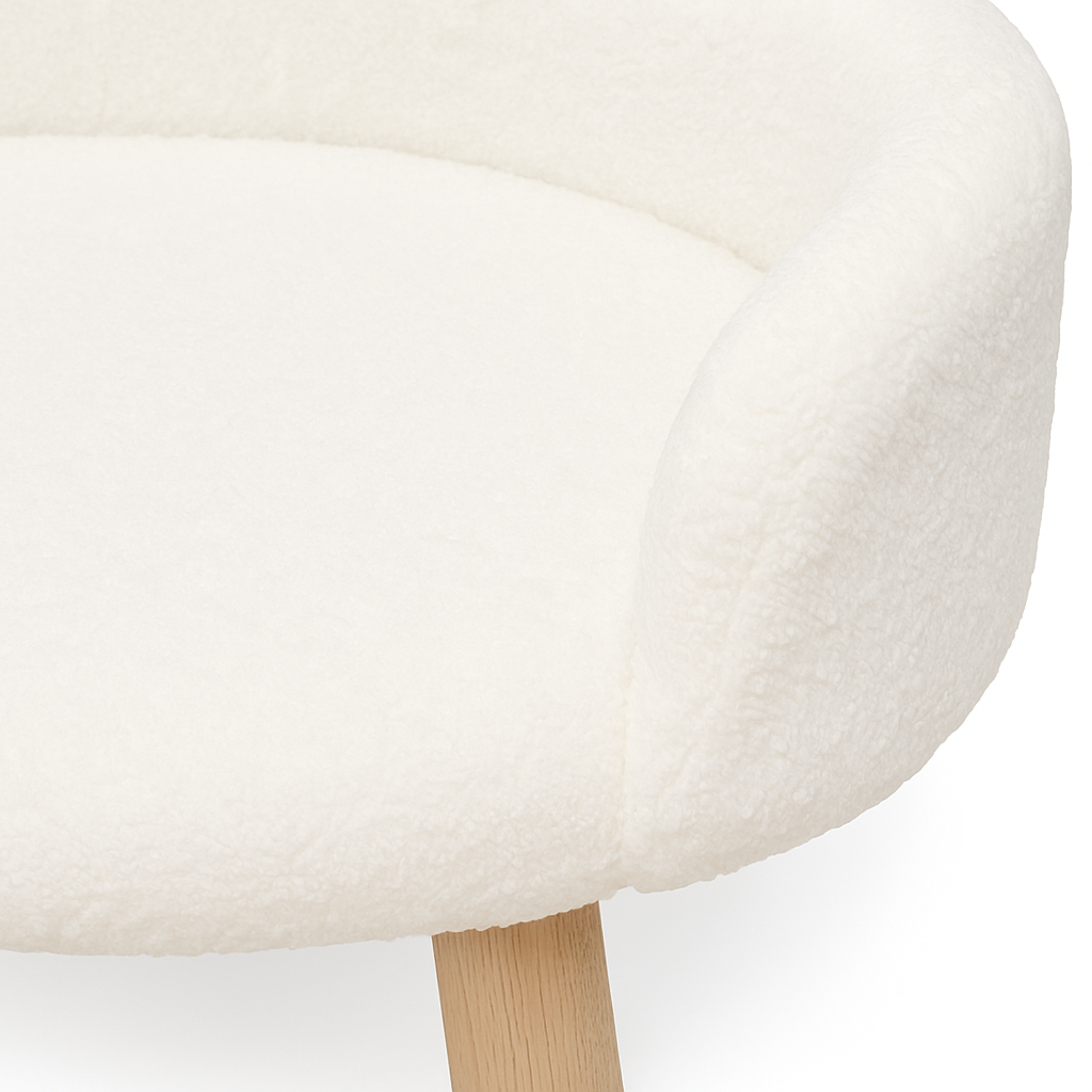 Snowy Round Pet Bed – Plush White Comfort